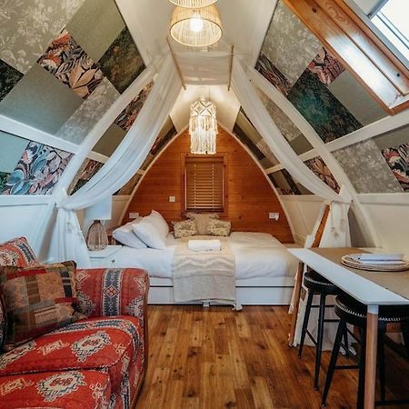 Robin Nest - Cosy Shepherd'S Hut Hideaway Callington Ngoại thất bức ảnh